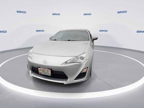 Used 2013 Scion FR-S RWD image 3