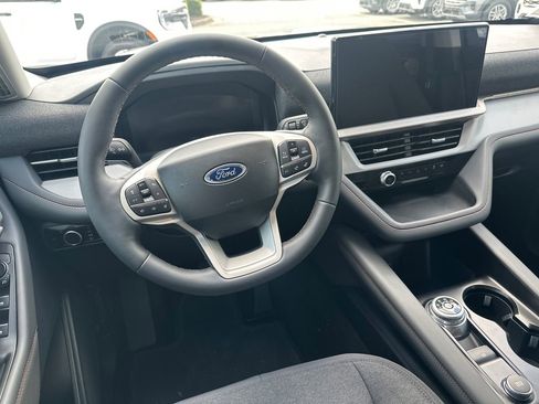 New 2026 Ford Explorer Active image 53