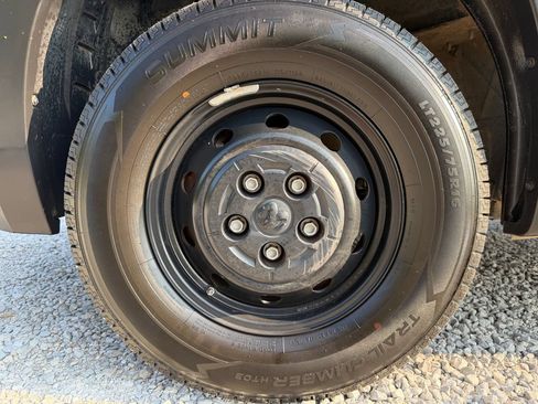 Used 2023 RAM ProMaster 2500 FWD image 25