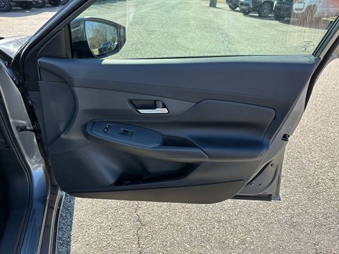 New 2026 Nissan Sentra SV w/ SV Convenience Package FWD image 14