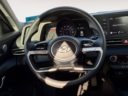 Certified 2023 Hyundai Elantra SEL image 12