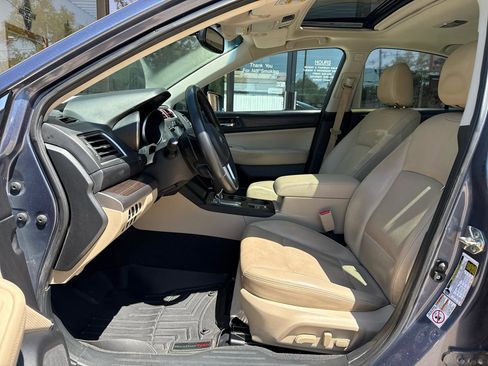 Used 2015 Subaru Legacy 2.5i Limited AWD/4WD image 9