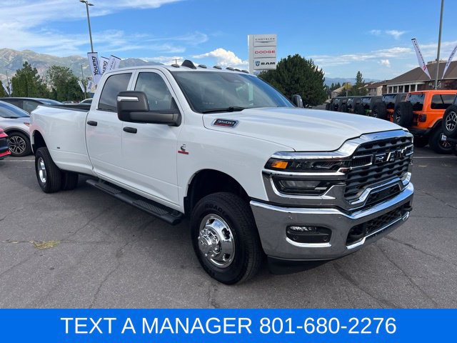 Used 2026 RAM 3500 Tradesman AWD/4WD image 13