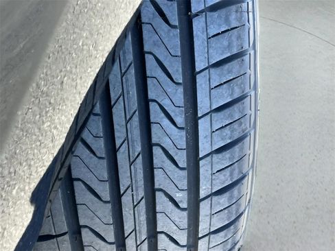 Used 2016 Honda Accord EX-L image 26