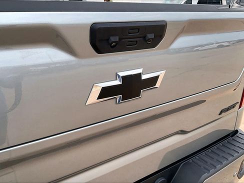 Certified 2025 Chevrolet Silverado 1500 RST RWD image 30