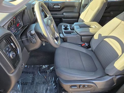 Used 2022 Chevrolet Silverado 1500 Custom w/ Safety Confidence Package image 10