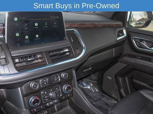 Used 2022 Chevrolet Suburban Z71 w/ Luxury Package image 22