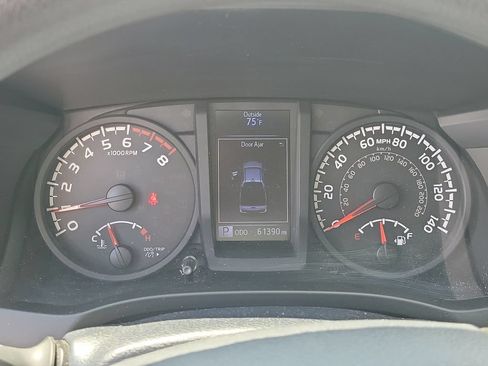 Used 2019 Toyota Tacoma SR w/ SR Convenience Package AWD/4WD image 24