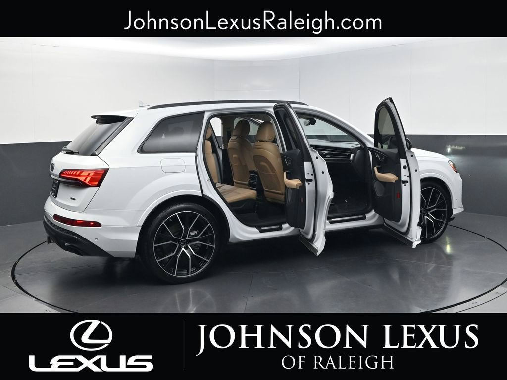 Used 2025 Audi Q7 3.0T Prestige w/ Prestige Package AWD/4WD image 26