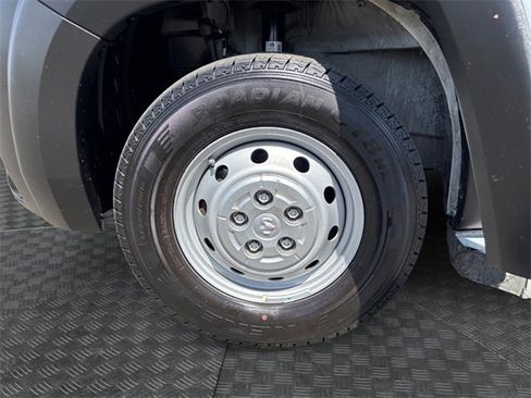 Used 2023 RAM ProMaster 2500 image 14
