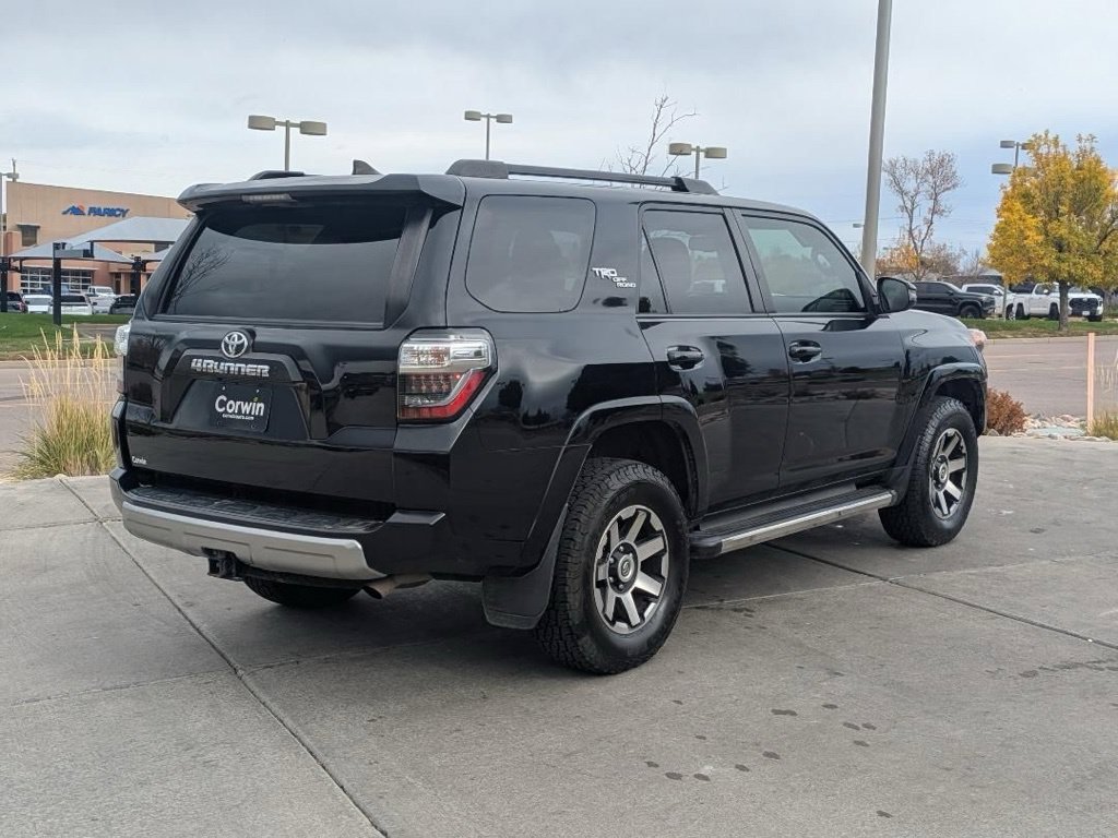 Used 2023 Toyota 4Runner TRD Off-Road Premium w/ Moonroof Package AWD/4WD image 9