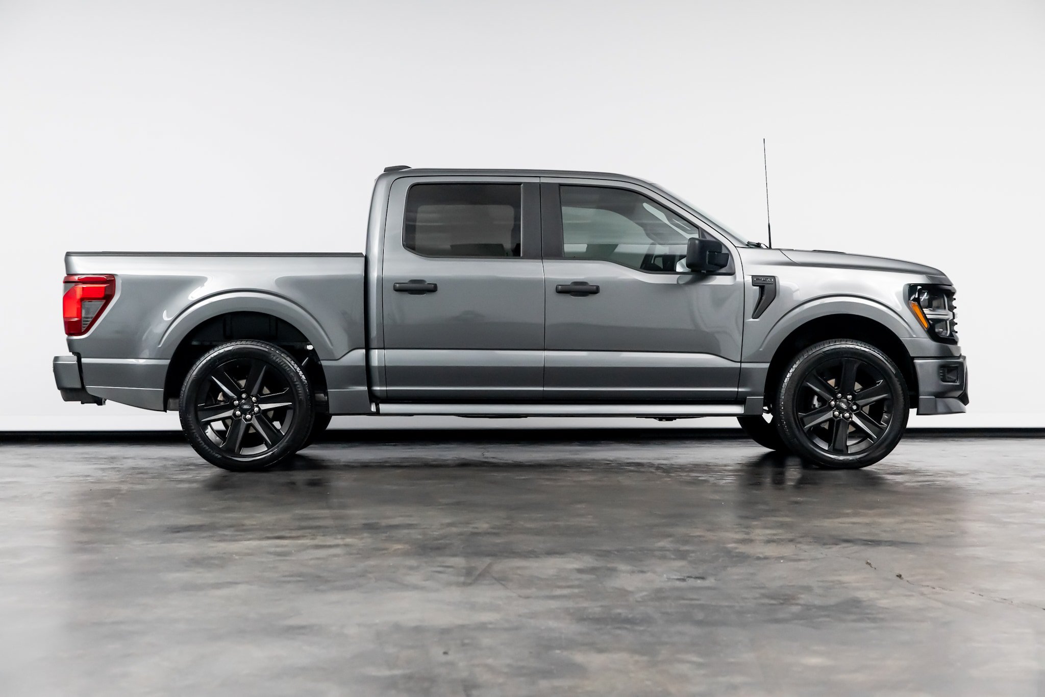 Used 2026 Ford F150 STX w/ F-150 LOBO Package AWD/4WD image 21