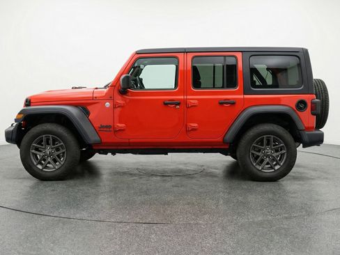 Used 2025 Jeep Wrangler Unlimited Sport AWD/4WD image 5