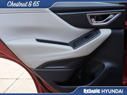 Used 2023 Subaru Forester Premium AWD/4WD image 18