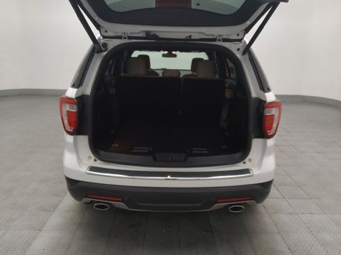 Used 2018 Ford Explorer XLT w/ Equipment Group 201A image 29