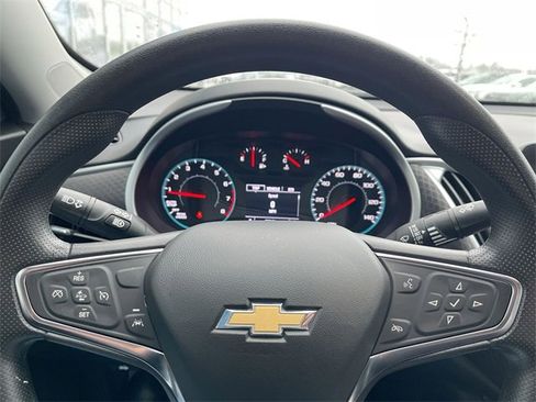 Used 2024 Chevrolet Malibu LT image 11