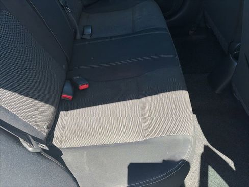 Used 2016 Nissan Versa SV FWD image 23
