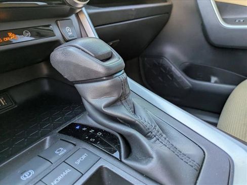 Used 2024 Toyota RAV4 LE image 12