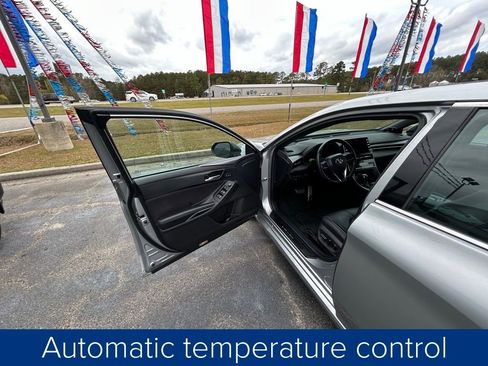 Used 2021 Toyota Avalon Touring image 27