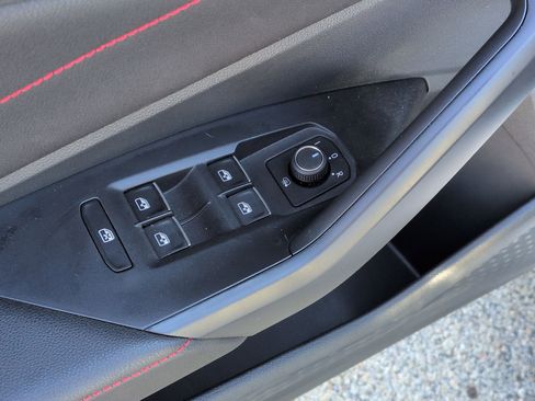 Used 2024 Volkswagen Jetta GLI Autobahn w/ GLI Black Package image 15