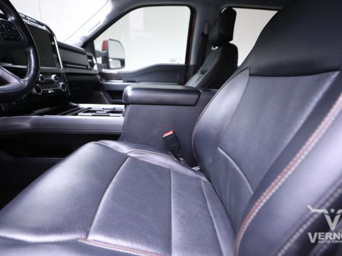 Used 2023 Ford F250 Lariat w/ Lariat Ultimate Package image 10