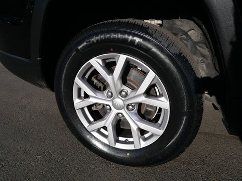 Used 2021 Jeep Grand Cherokee L Limited AWD/4WD image 41