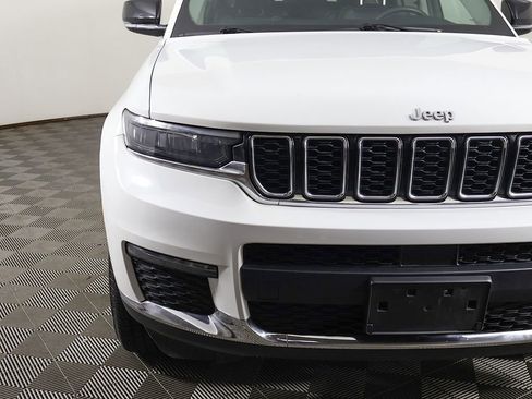 Used 2023 Jeep Grand Cherokee L Limited AWD/4WD image 15