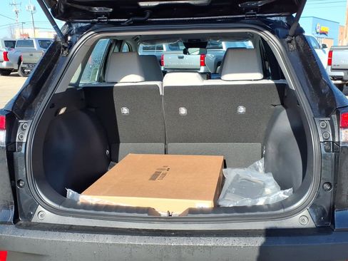 New 2026 Toyota Corolla Cross L image 9