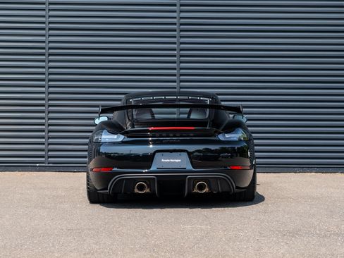 Certified 2024 Porsche 718 Cayman GT4 RS RWD image 7