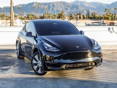 Used 2024 Tesla Model Y 2WD