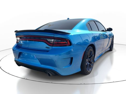 Used 2023 Dodge Charger R/T w/ Performance Handling Group image 4