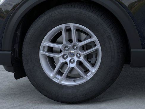 Used 2026 Ford Explorer Active AWD/4WD image 19