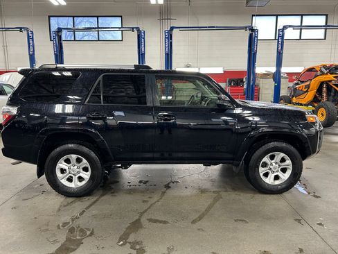 Certified 2020 Toyota 4Runner SR5 image 6