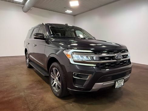 Used 2024 Ford Expedition Limited AWD/4WD image 30
