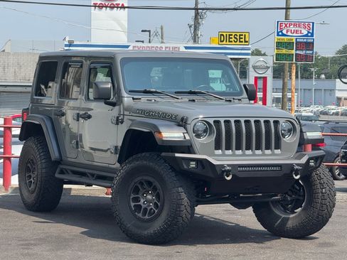 Used 2023 Jeep Wrangler 4WD High Altitude image 11