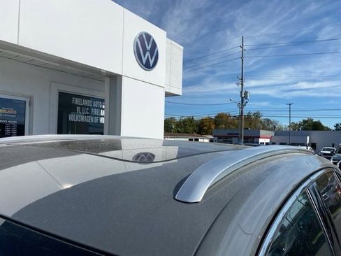 New 2026 Volkswagen Atlas Cross Sport SEL Premium R-Line image 15