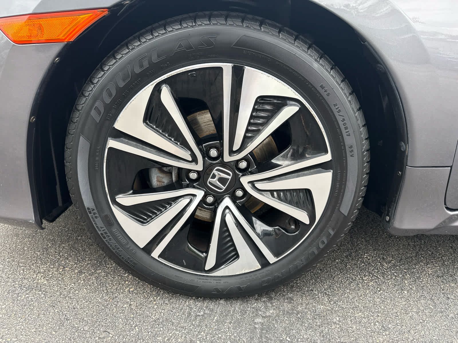 Used 2018 Honda Civic EX-T image 9