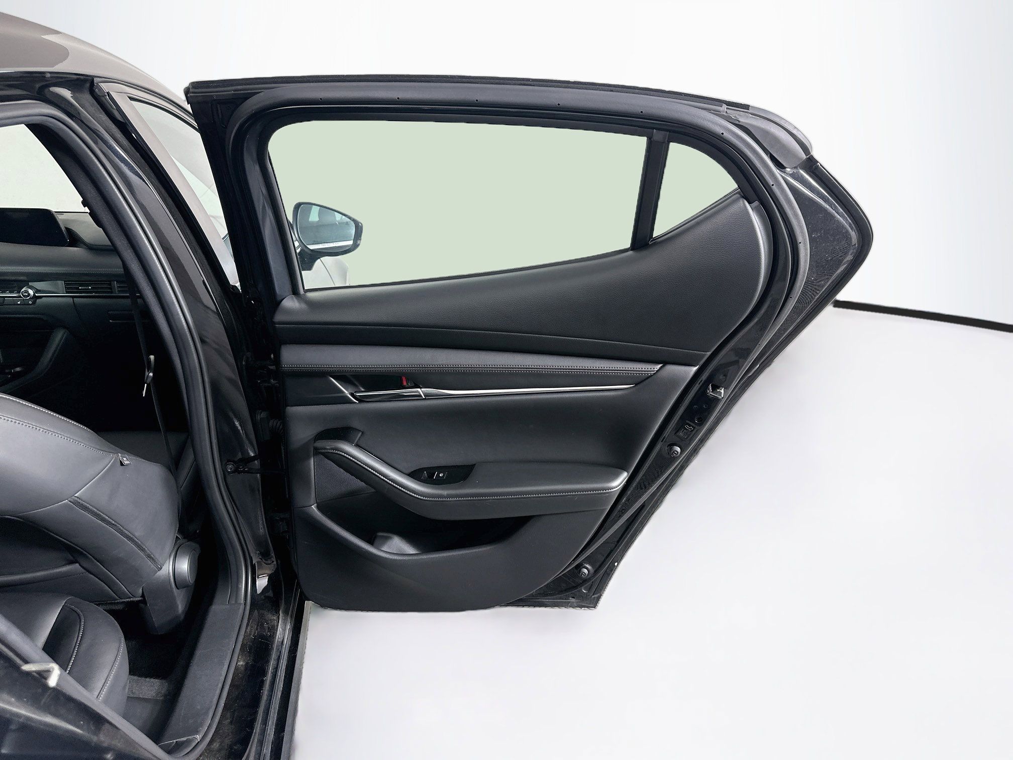 Used 2024 MAZDA MAZDA3 s FWD image 31
