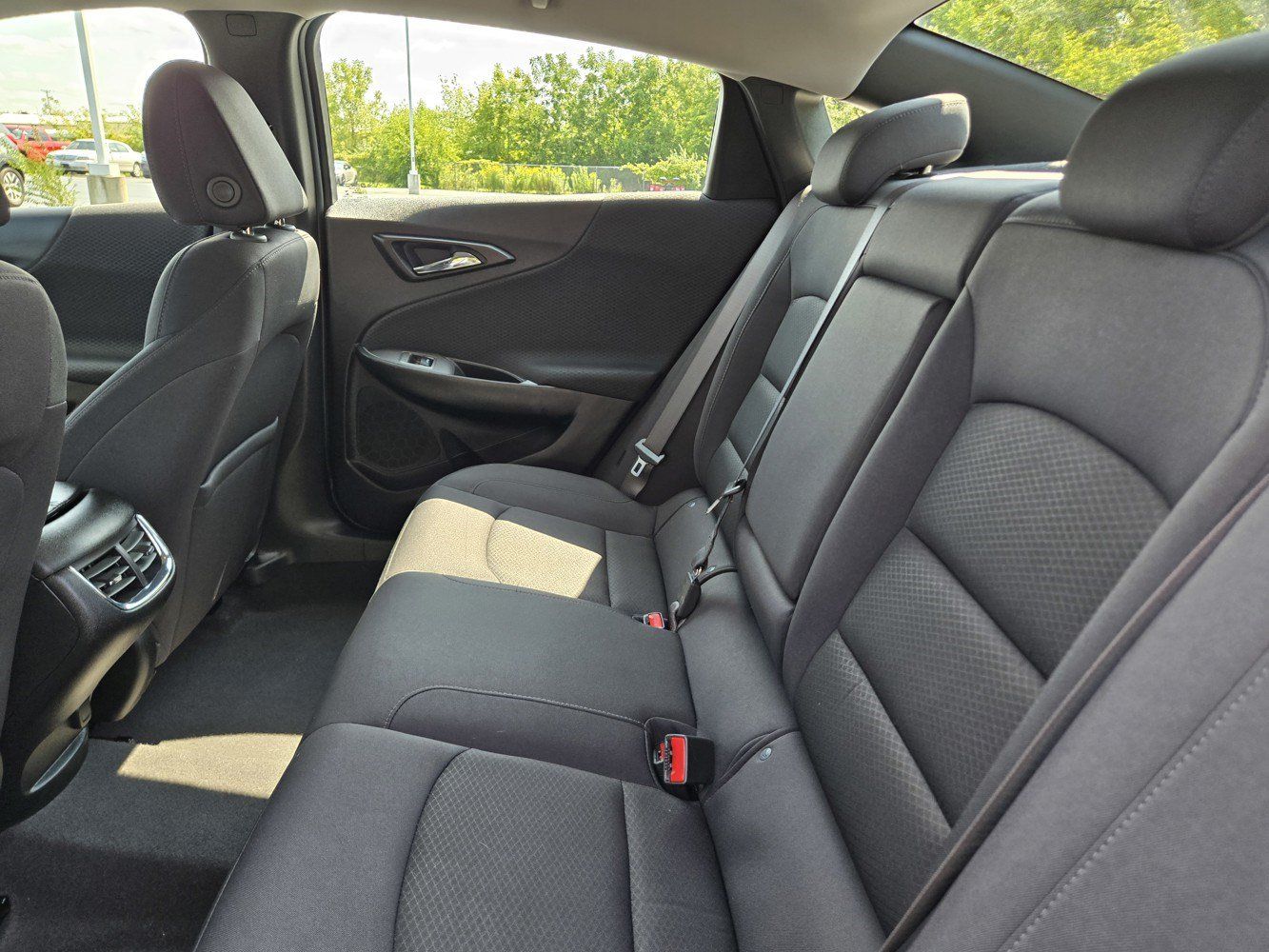 Used 2025 Chevrolet Malibu LT FWD image 26