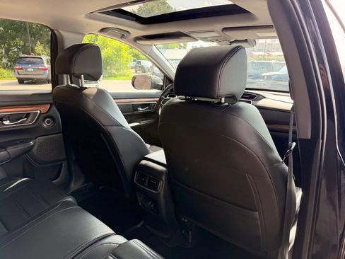 Used 2018 Honda CR-V Touring image 14