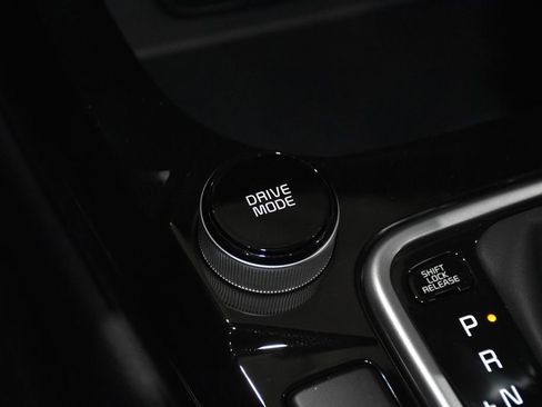 New 2026 Kia Seltos S image 25