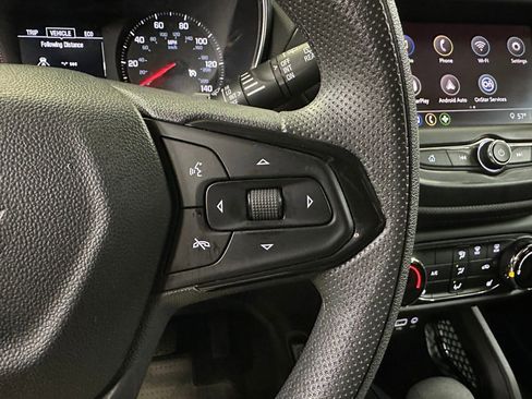 Certified 2023 Chevrolet TrailBlazer LT w/ LPO, Blackout Package image 8