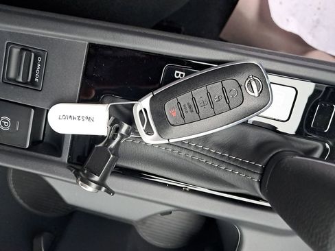 New 2026 Nissan Sentra SV w/ Floor Mat Package FWD image 30