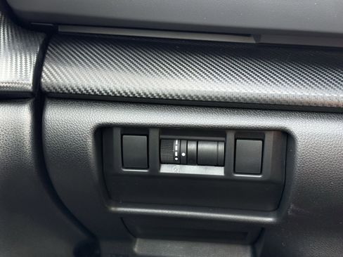 Certified 2024 Subaru Crosstrek 2.0i Premium image 17