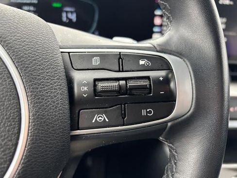 Used 2024 Kia Sportage EX w/ EX Premium Package image 23