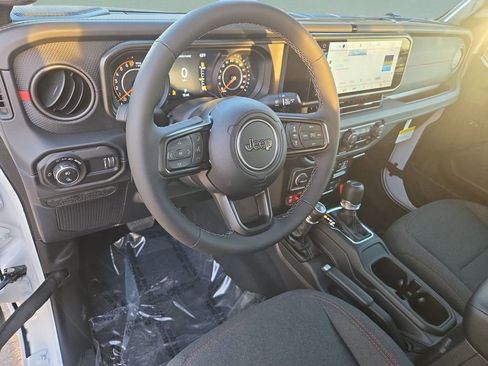 New 2026 Jeep Gladiator Rubicon w/ Steel Power Dome Hood Package AWD/4WD image 12