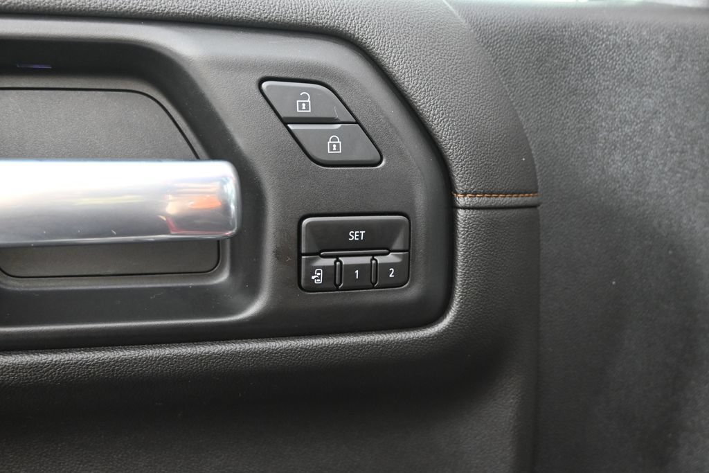 Used 2020 GMC Sierra 1500 AT4 w/ Off-Road Performance Package AWD/4WD image 20