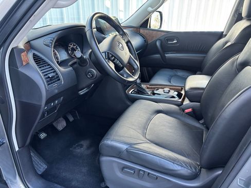 Used 2023 Nissan Armada SL image 16