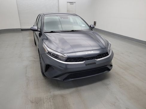 Used 2023 Kia Forte LXS FWD image 14