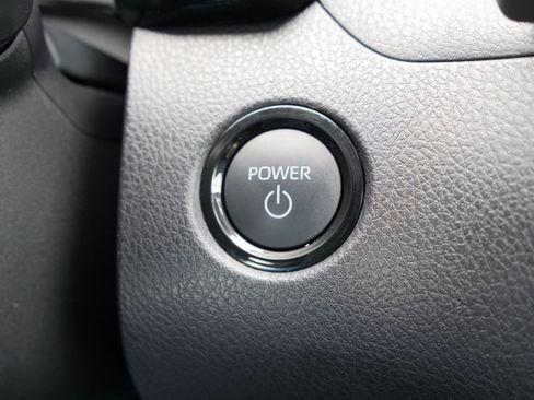 Used 2025 Toyota Camry LE image 22